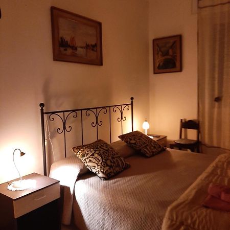 Locazione Turistica Poker D'Assi Hotel Verona Ngoại thất bức ảnh