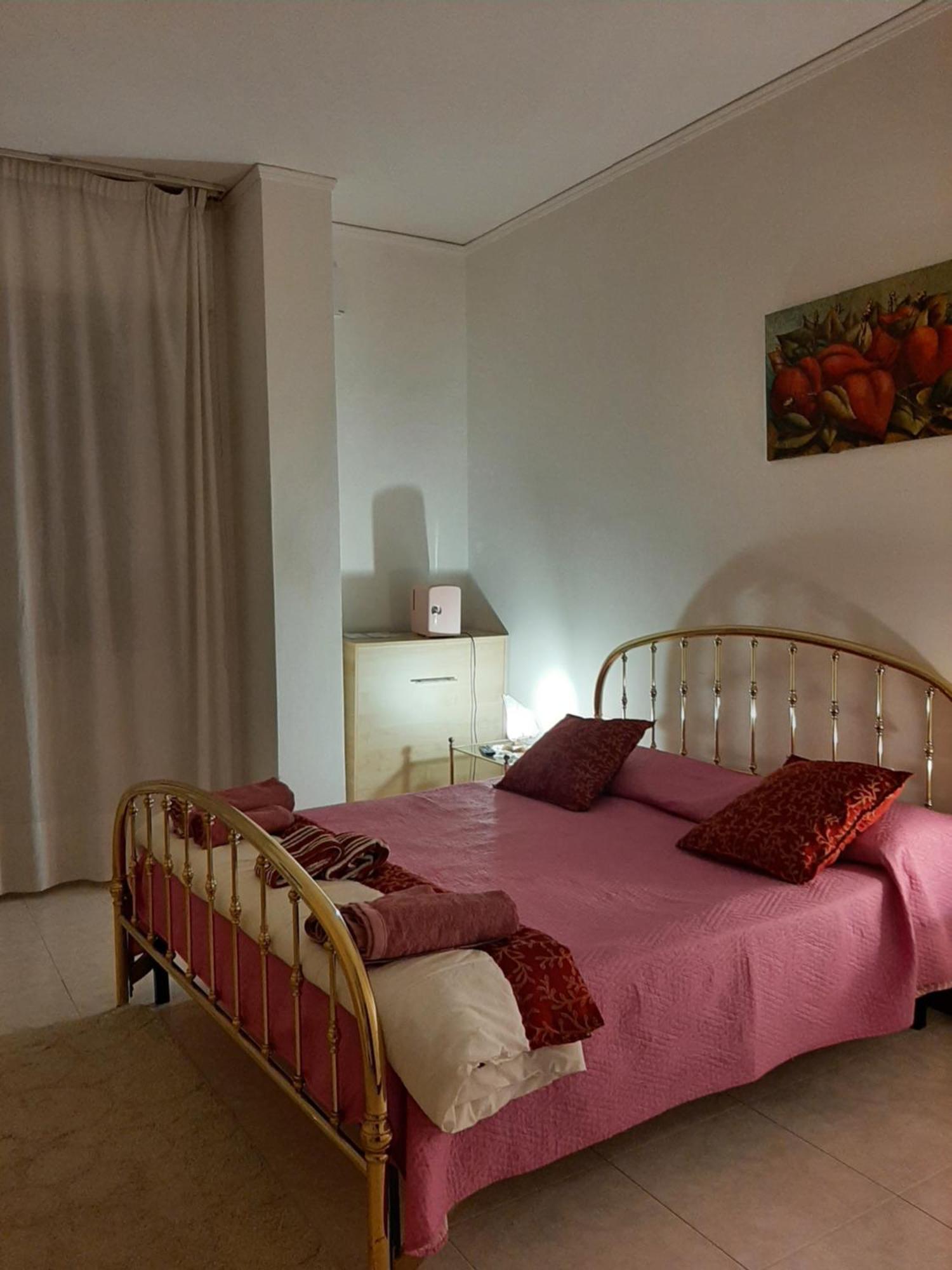 Locazione Turistica Poker D'Assi Hotel Verona Ngoại thất bức ảnh