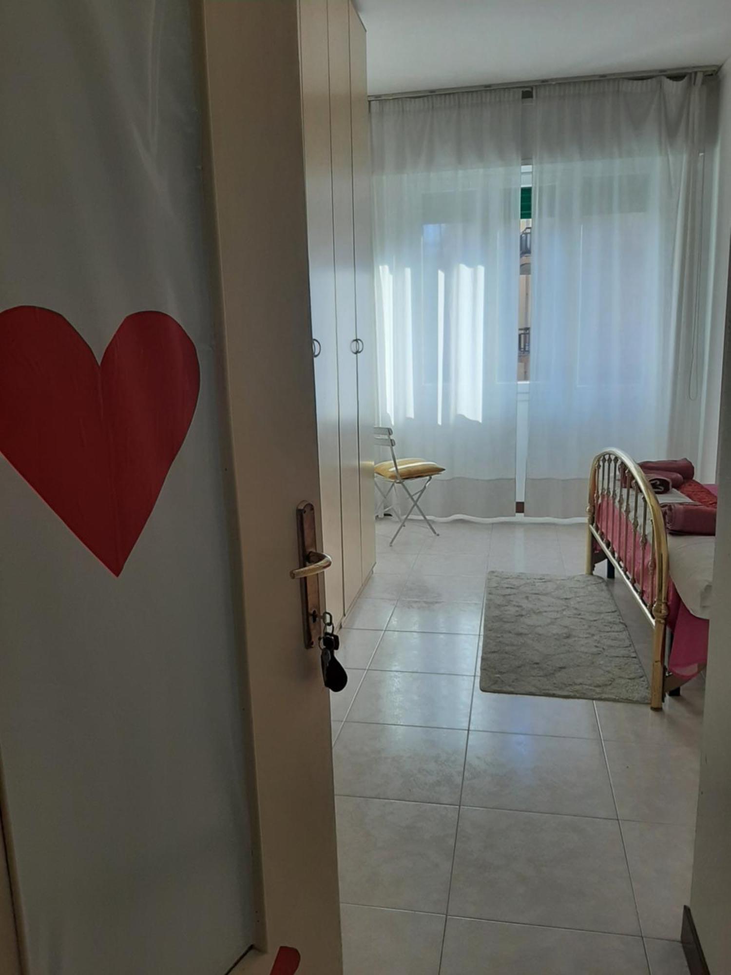 Locazione Turistica Poker D'Assi Hotel Verona Ngoại thất bức ảnh