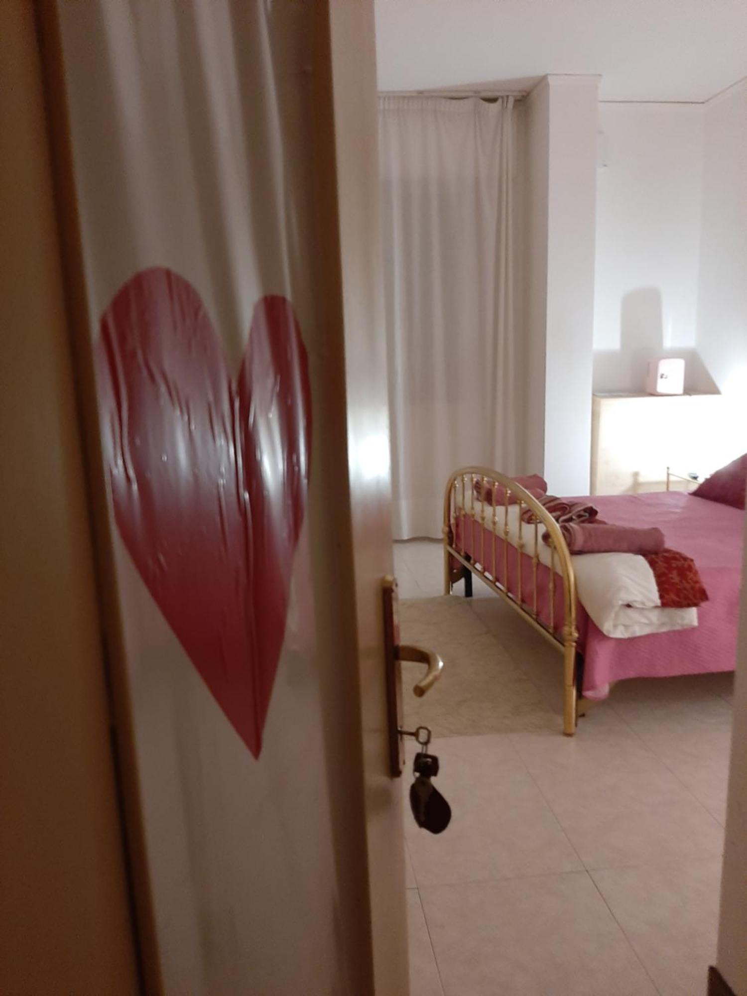 Locazione Turistica Poker D'Assi Hotel Verona Ngoại thất bức ảnh