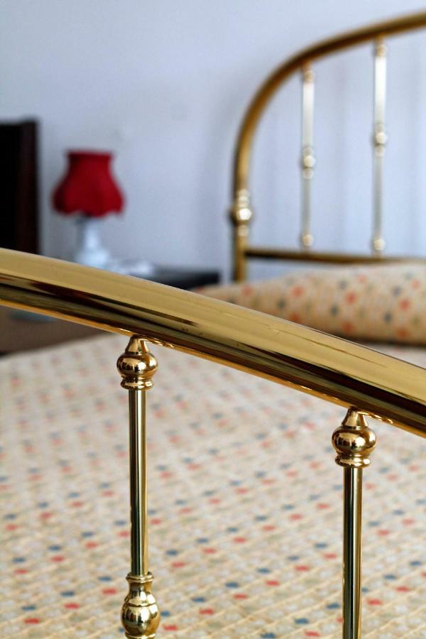Locazione Turistica Poker D'Assi Hotel Verona Ngoại thất bức ảnh
